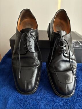 Mezlan Black Leather Lace-Up Derby Oxfords